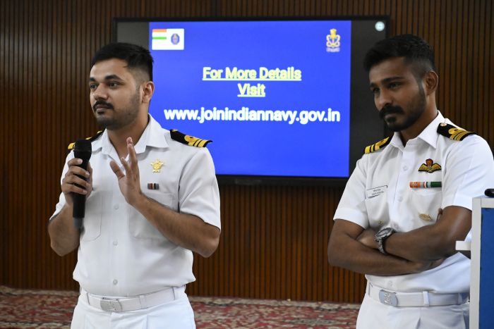 navy-motivational-visit